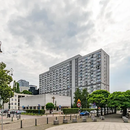 Centrum - Center Of *