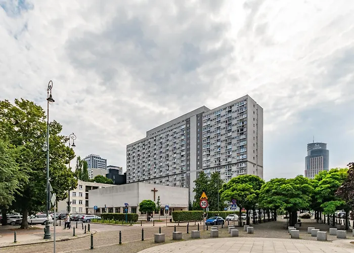 Centrum - Center Of *